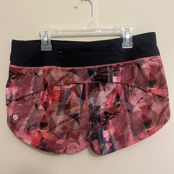 Lululemon speed up shorts 2.5” - Picture 5 of 7